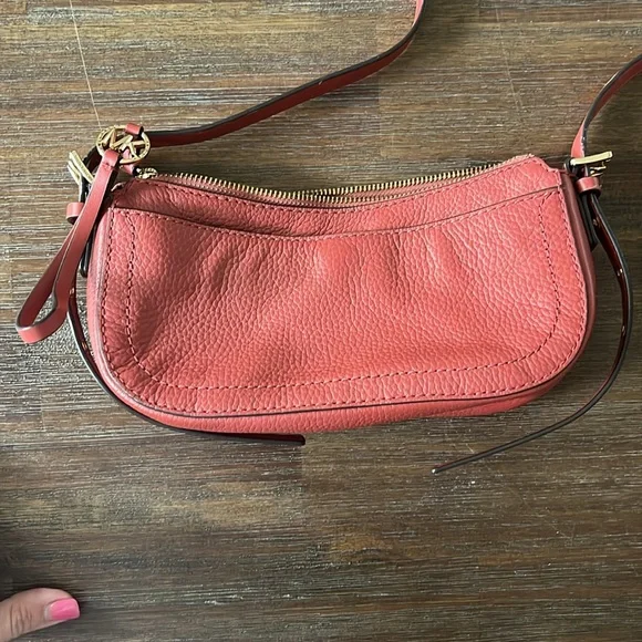 Michael Kors crossbody Purse - Picture 5 of 5